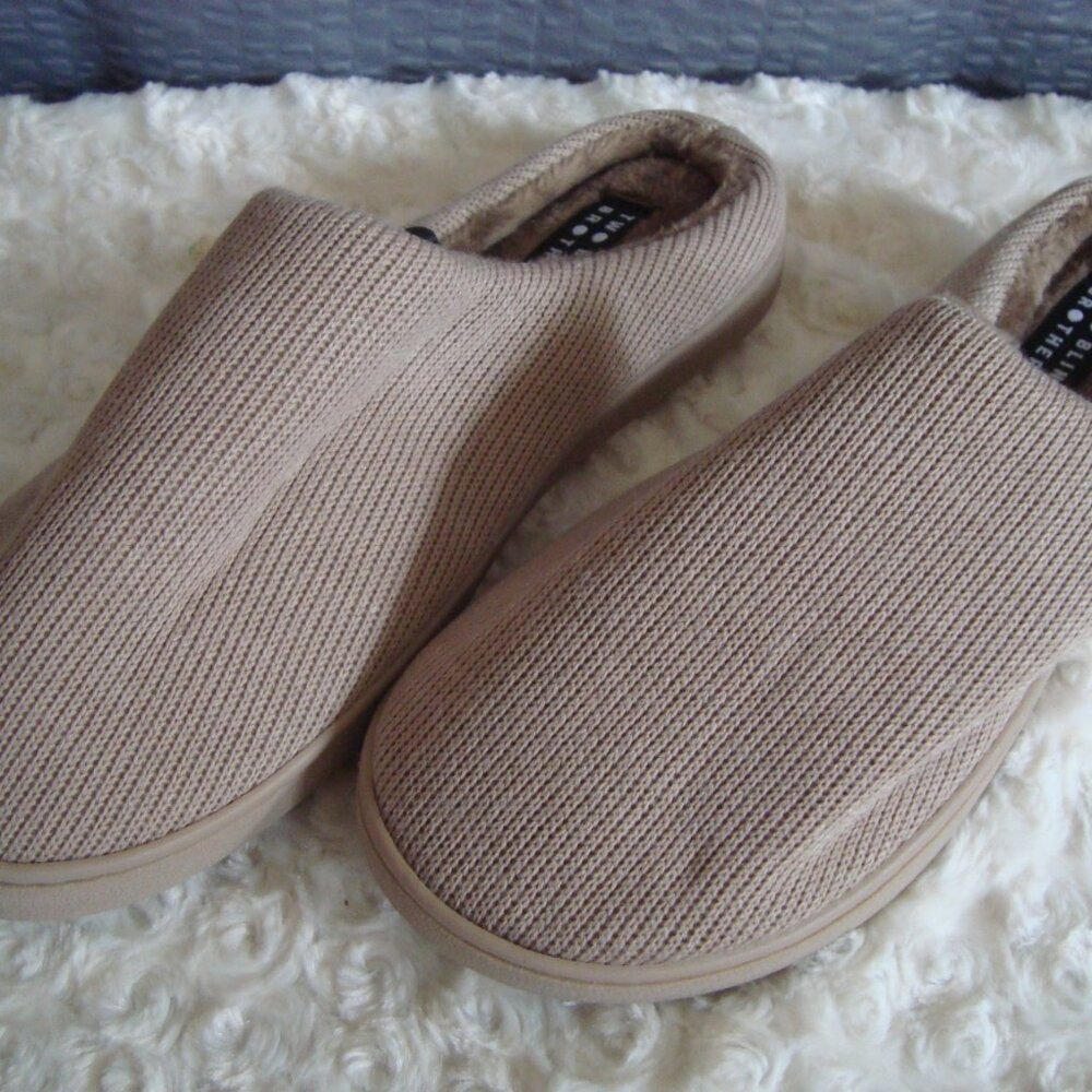 New Two Blind Brothers Men Slippers Tan sz S